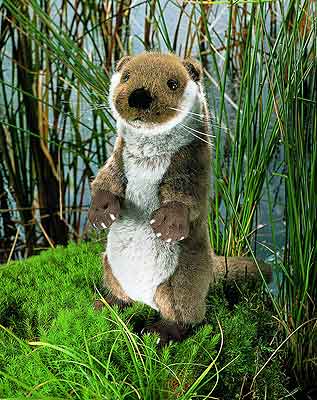 New from Kosen: Small Upright Fish Otter "Ottie".